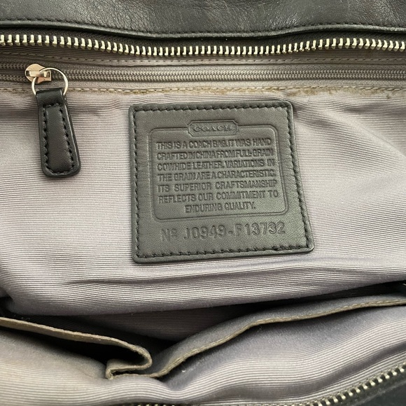 Coach Soho Medium Black Leather Shoulder - Picture 2 of 6